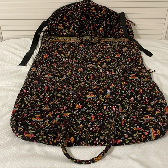 Vera Bradley Other - VERA BRADLEY Garment Bag In Excellent Preowned Condition